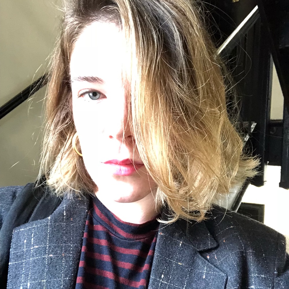 Meet your Posher, Ema